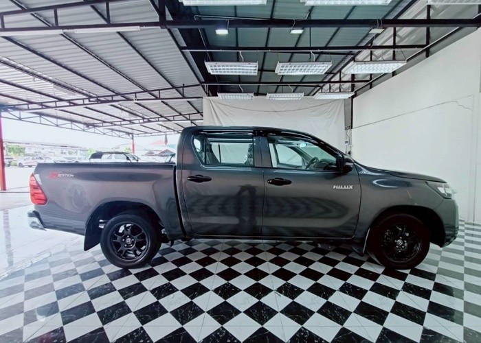 Used 10
                    TOYOTA
                     for Sale Image