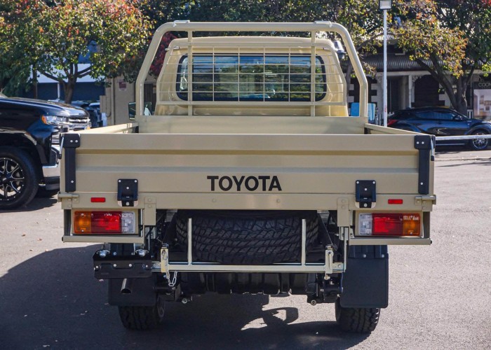 Used 1
                    TOYOTA
                     for Sale Image