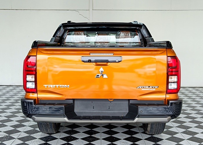 Used 1
                    MITSUBISHI
                     for Sale Image