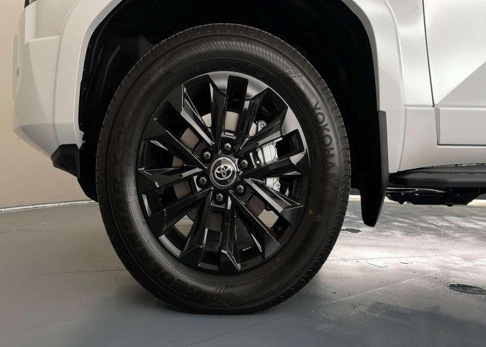 Used 1
                    TOYOTA
                     for Sale Image