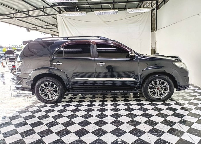 Used 11
                    TOYOTA
                     for Sale Image