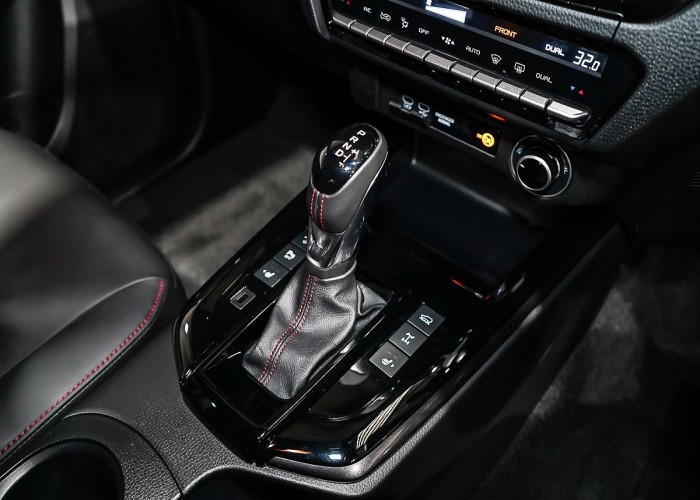 Used 1
                    ISUZU
                     for Sale Image