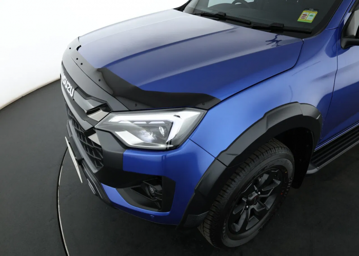 Used 1
                    ISUZU
                     for Sale Image