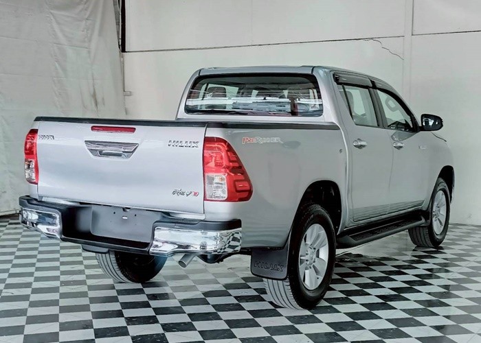 Used 8
                    TOYOTA
                     for Sale Image