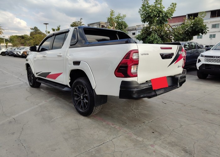 Used 8
                    TOYOTA
                     for Sale Image