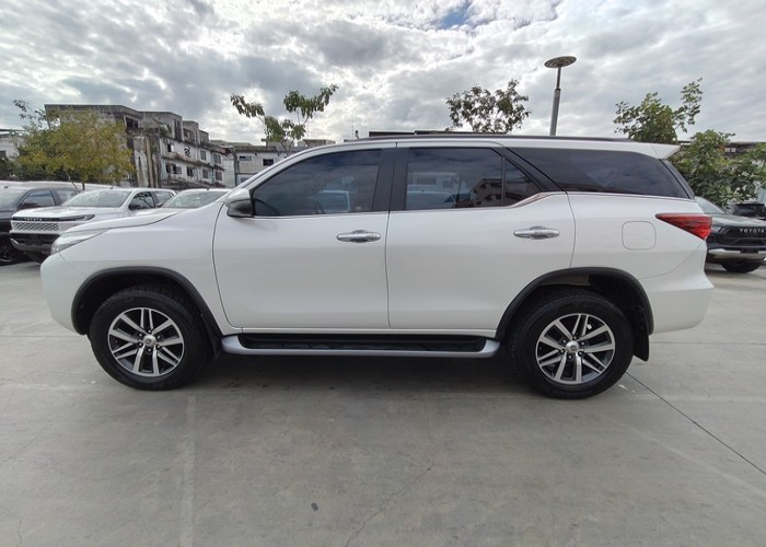 Used 8
                    TOYOTA
                     for Sale Image