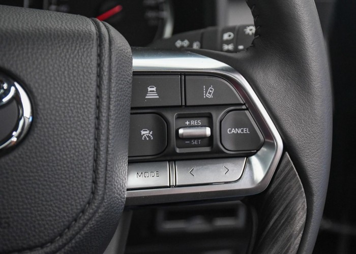 Used 1
                    TOYOTA
                     for Sale Image