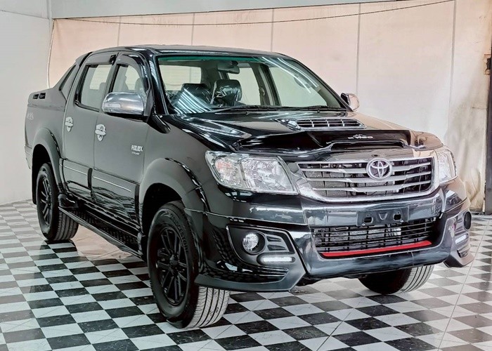 Used 4
                    TOYOTA
                     for Sale Image